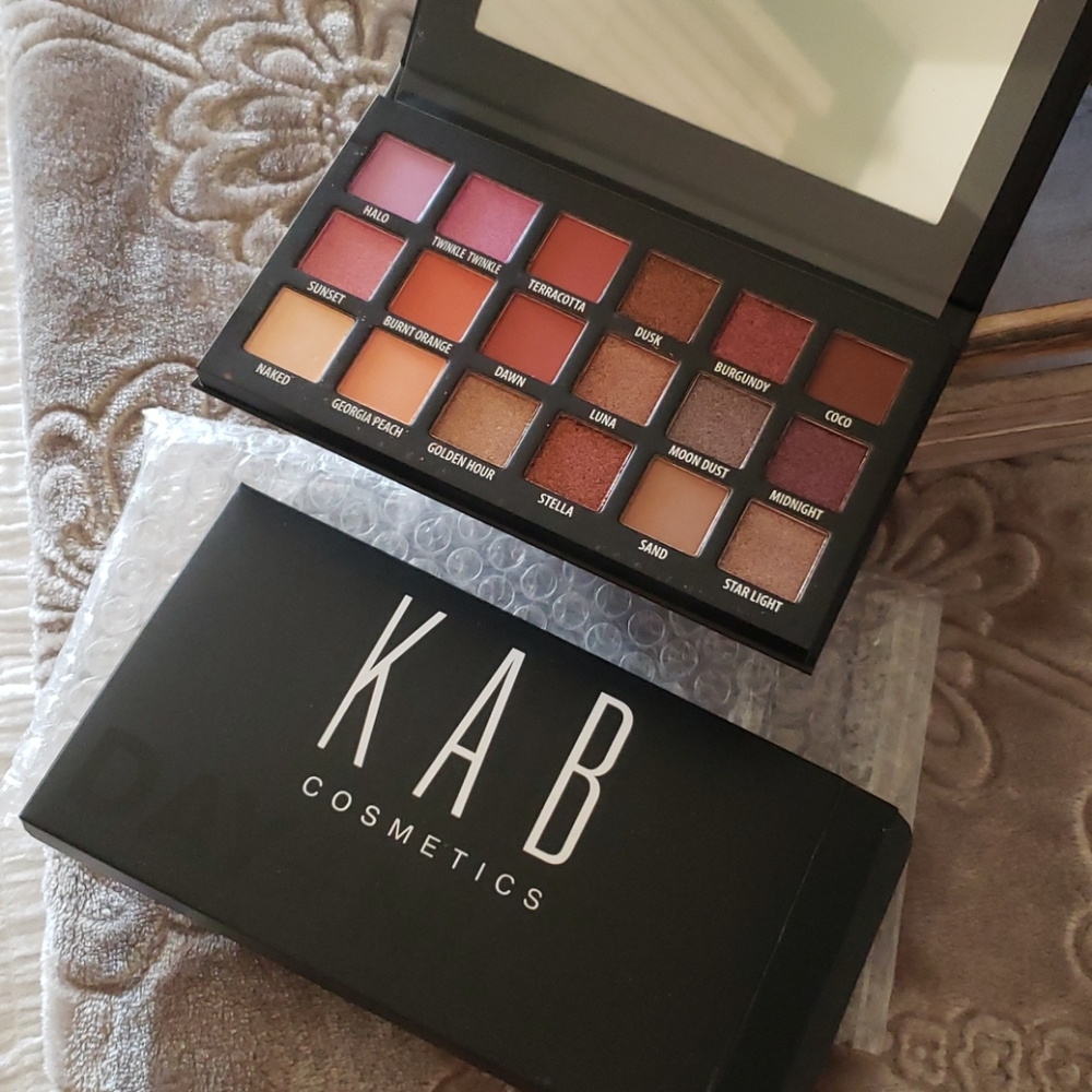 KAB cosmetics eye shadow